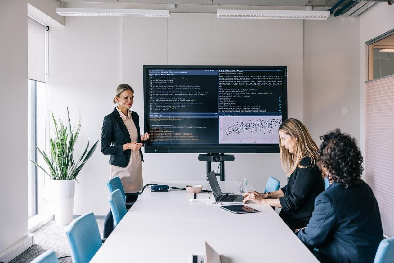 When Are Forward Deployed Engineers Essential, And When Are They Not?