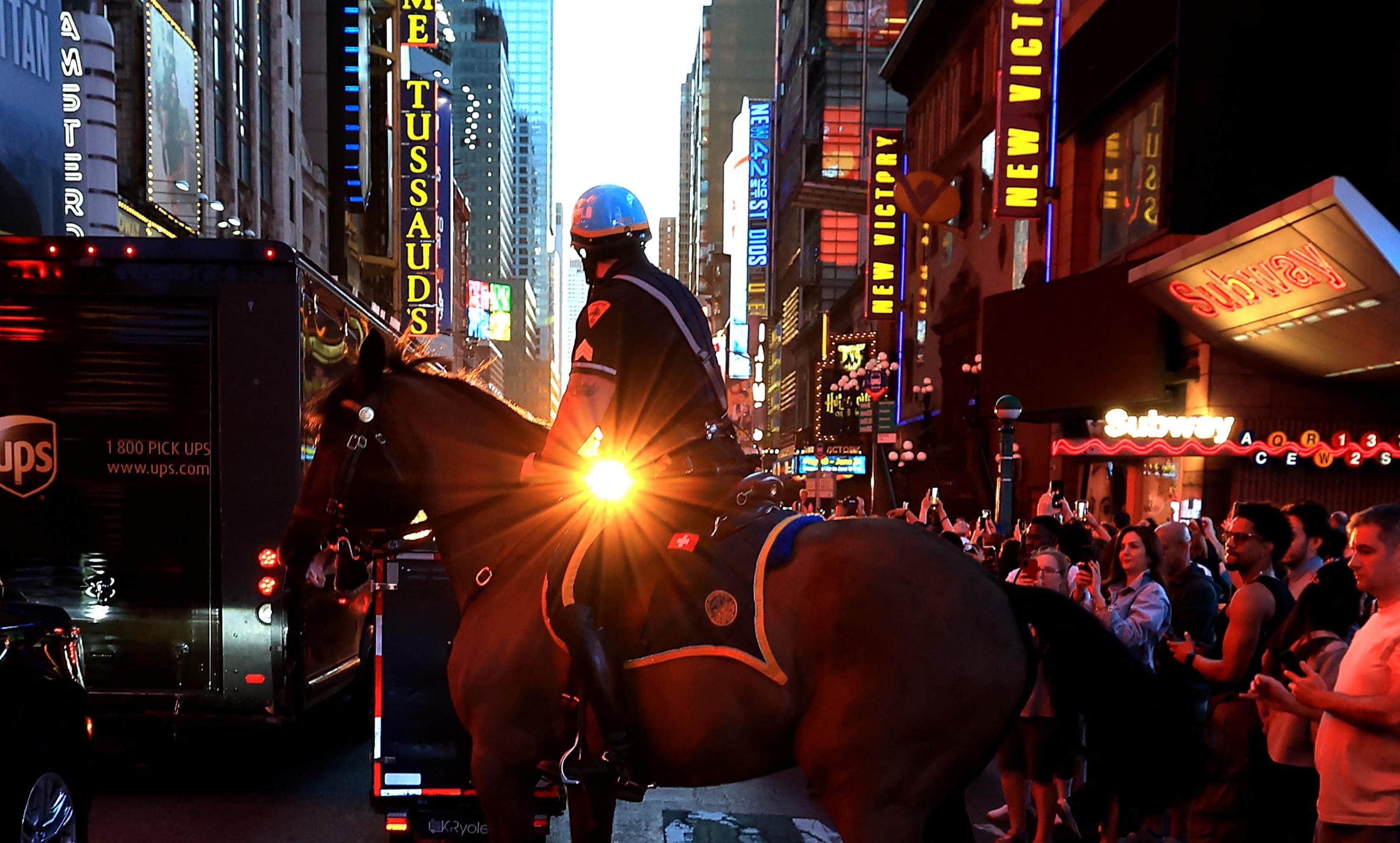 Why New York’s ‘Manhattanhenge Effect’ Actually Lasts 44 Days