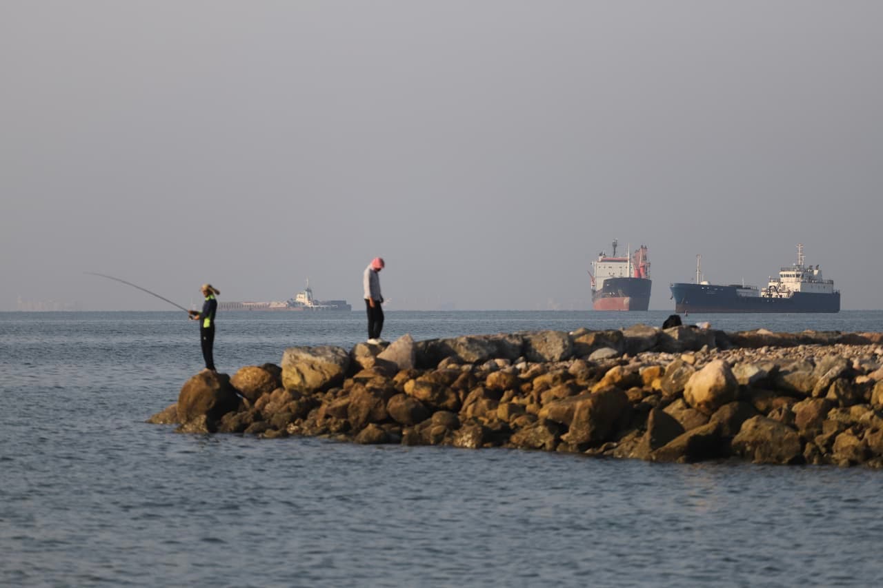 Oil prices fall as investors weigh reports of peace-deal progress between the U.S. and Iran