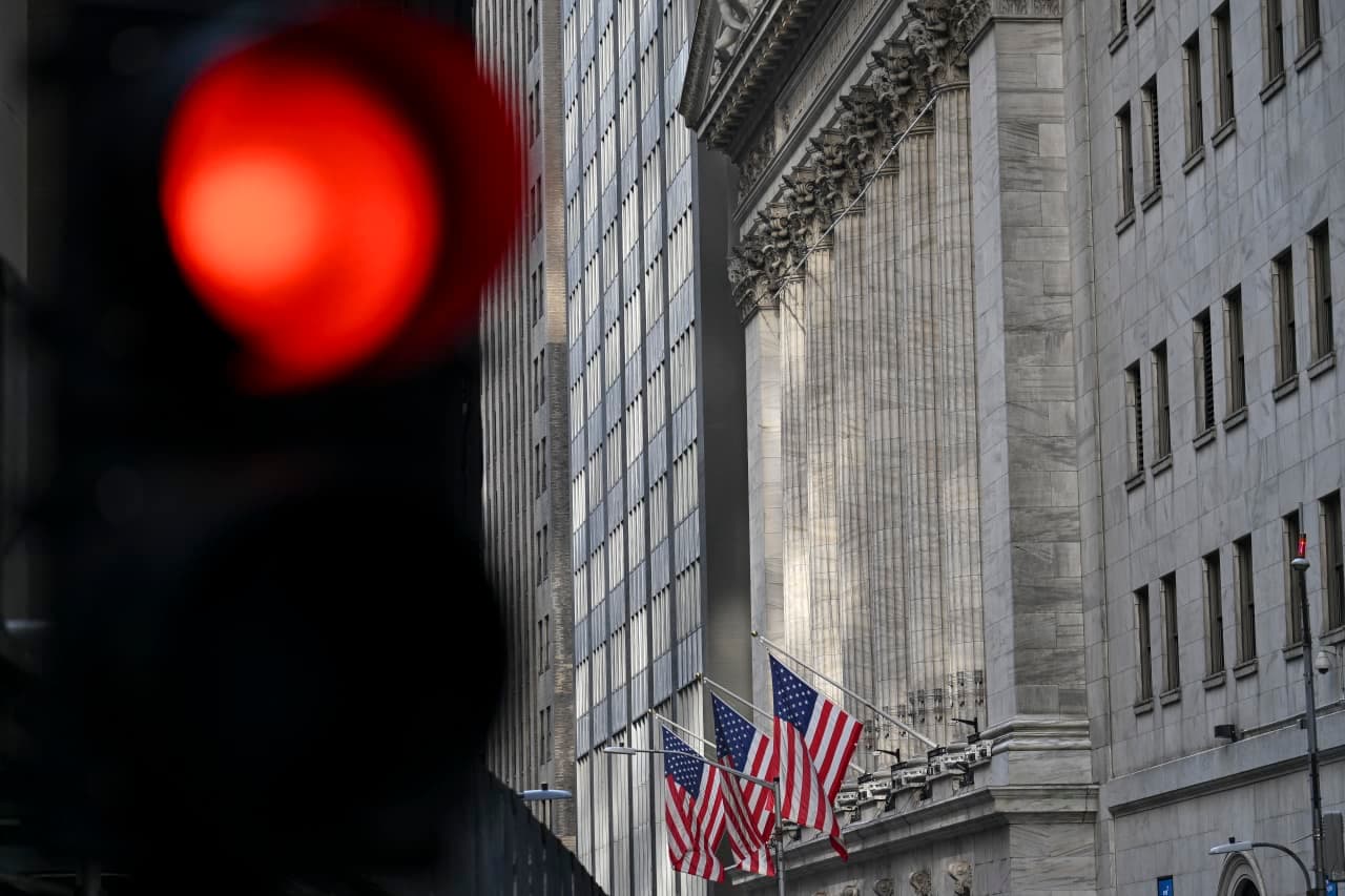 Another redemption wave is spooking the $2 trillion private-credit market