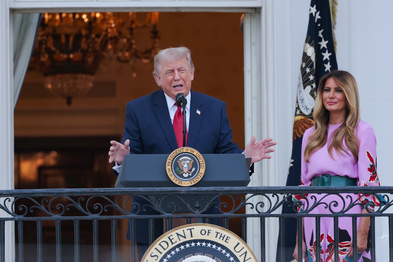 Oil prices decline after Trump reaffirmed he would end the war in Iran ‘very quickly’