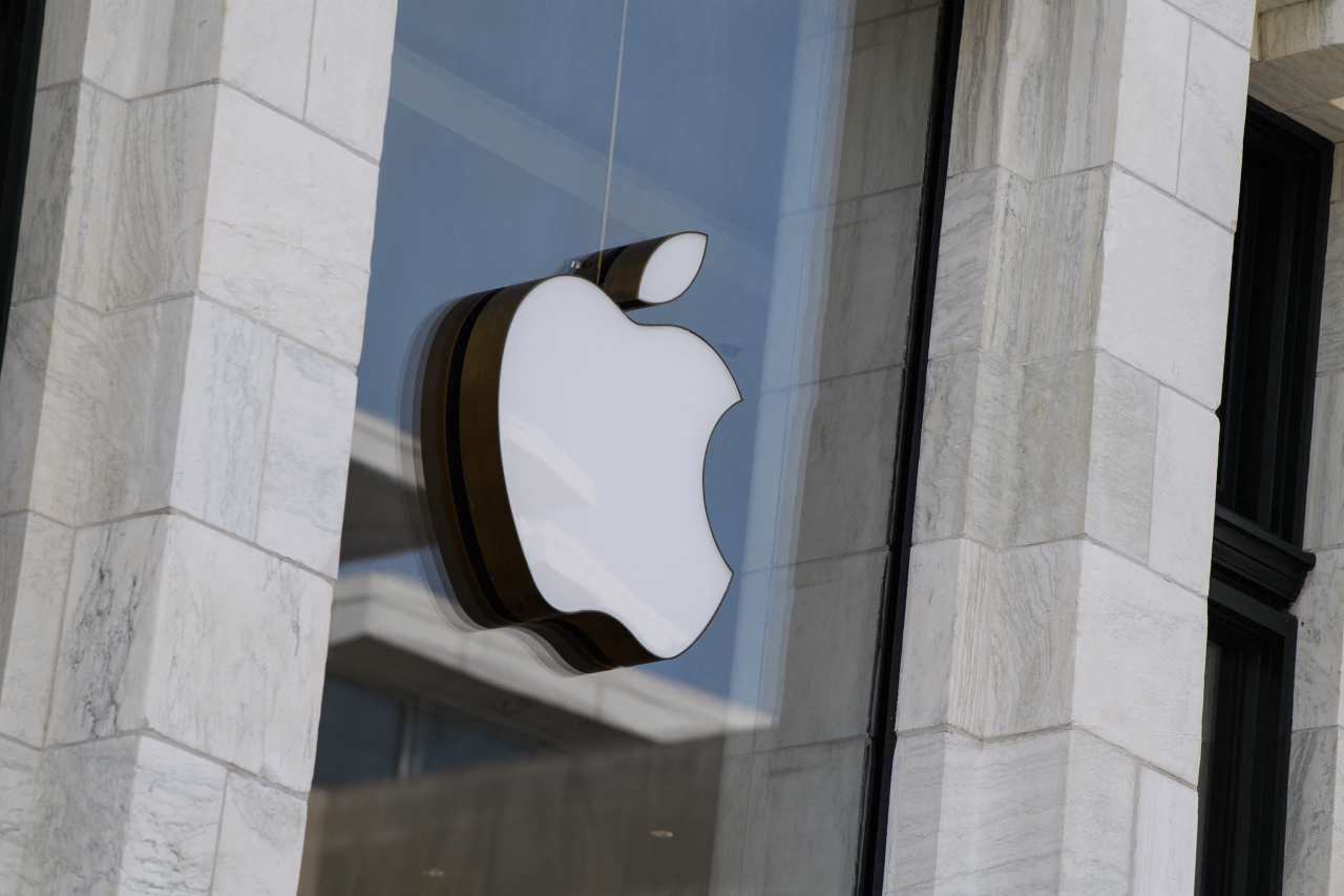 Apple just gave a clue that an AI acquisition may be in the cards
