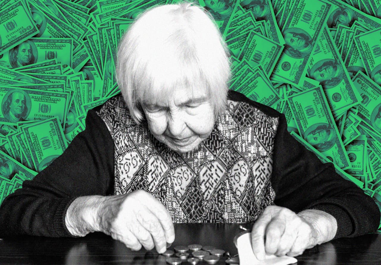 2 expensive mistakes most retirees make — and how to avoid them