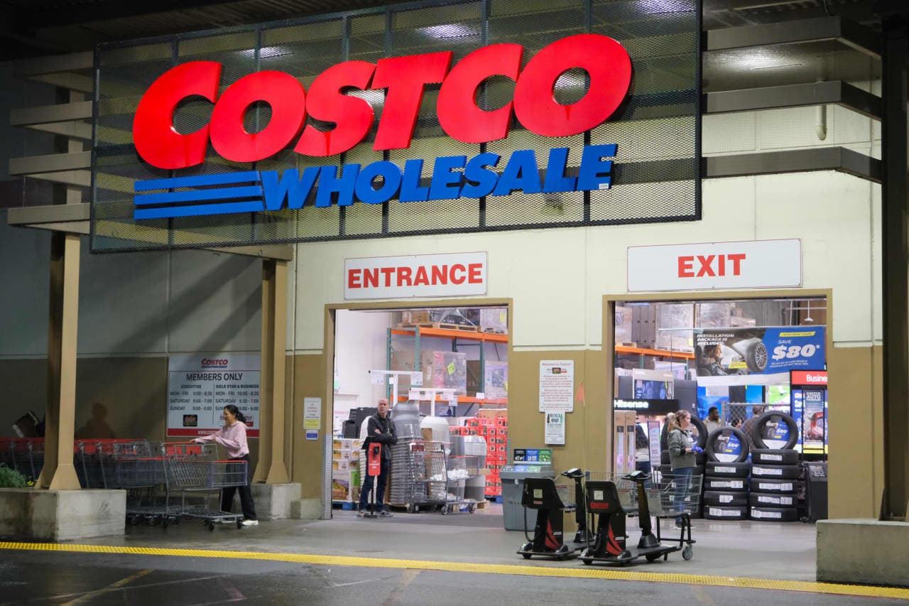 Wholesale prices jump to 4-year high and point to even more inflation in the next few months