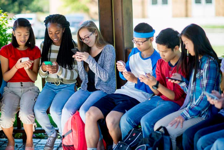 How teens can turn a summer job into an extra $500,000 in savings when they’re older