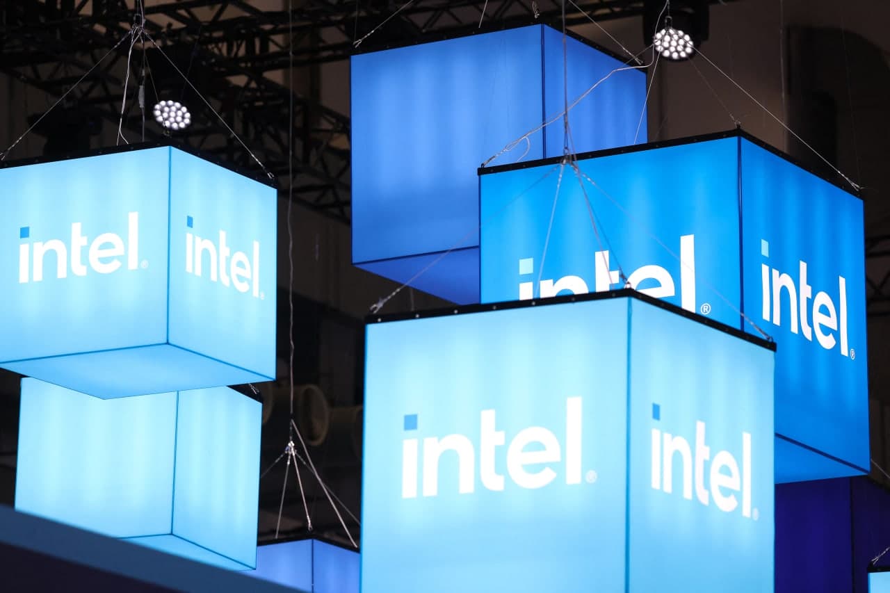 Intel’s stock just had its most explosive growth ever. Why skeptics are piling on.