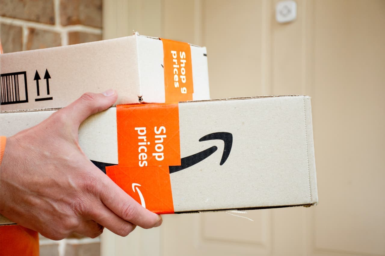 Amazon is taking on FedEx and UPS. That may not be so simple.