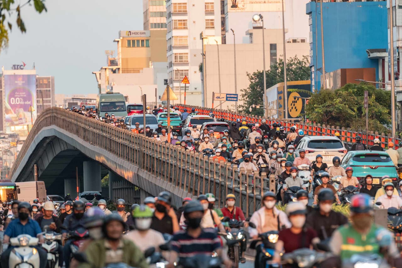 U.S. assets and gold are being sold offshore as the world scrambles to afford higher oil prices