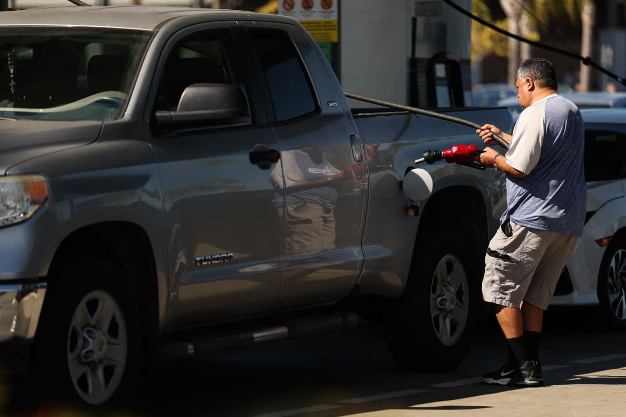 Here’s when gas prices will go down now that there’s a deal to end the Iran war