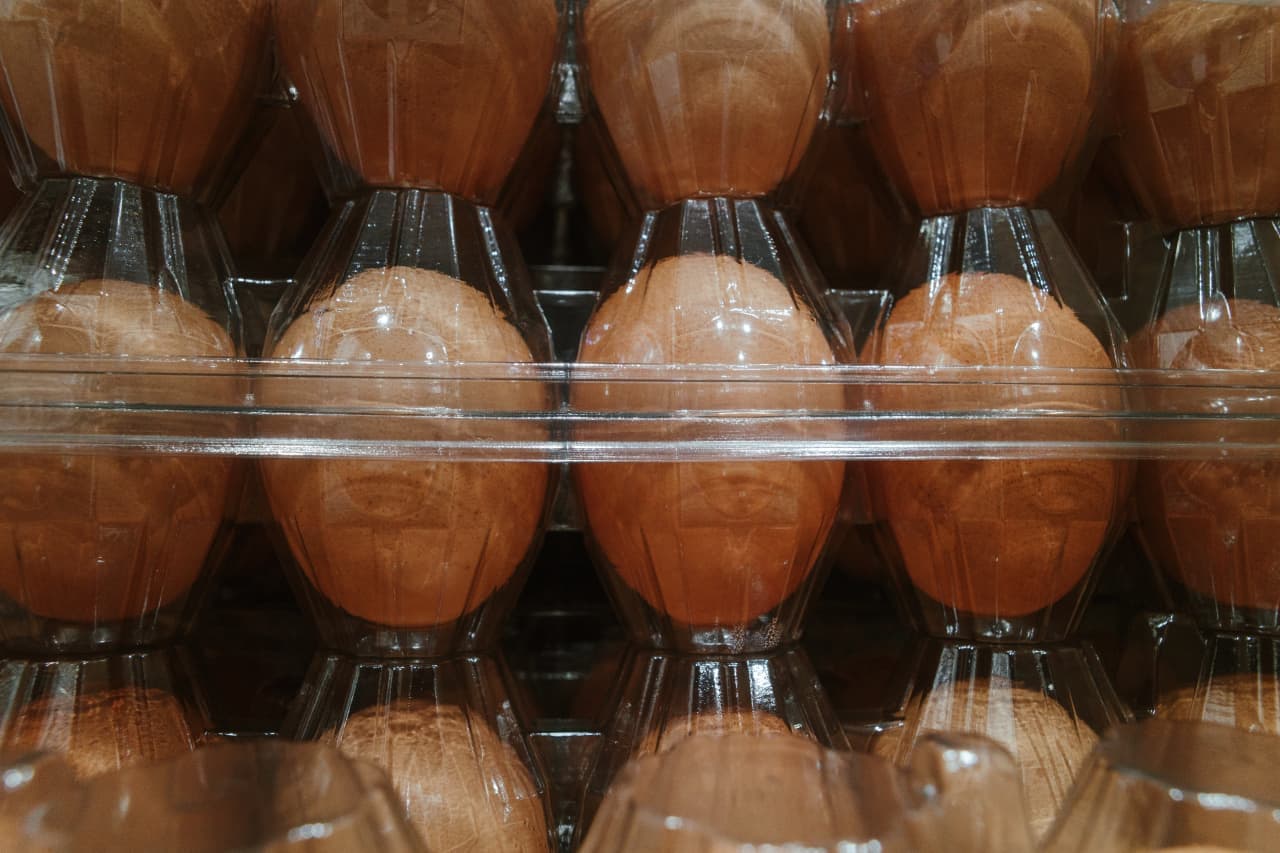 Cal-Maine’s stock falls as DOJ reportedly weighs bigger crackdown on major egg producers