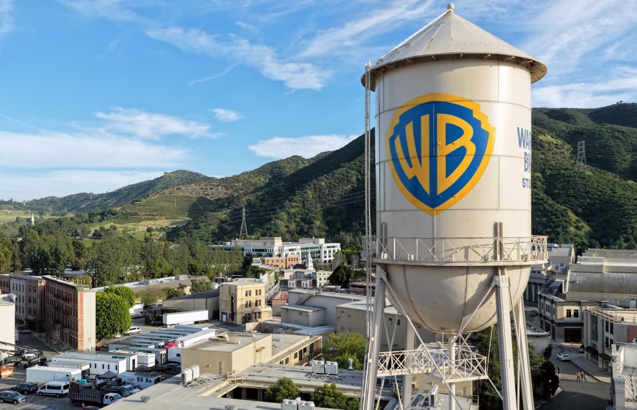As Warner Bros. shareholders OK sale to Paramount, a legendary studio approaches the end of an era
