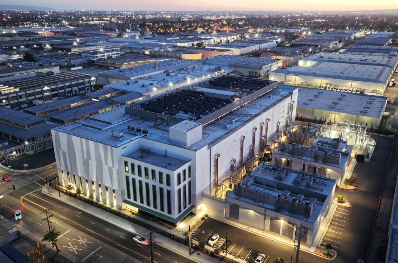 These two sectors have been boosted by AI hopes. Why investors should buy one, and trim exposure to the other.