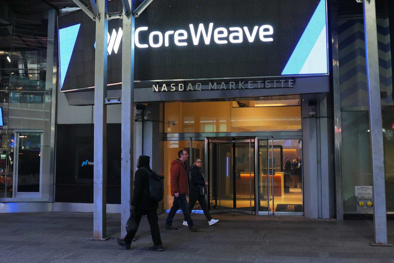 CoreWeave’s stock bounces back. Why investors are cheering the new Meta deal.