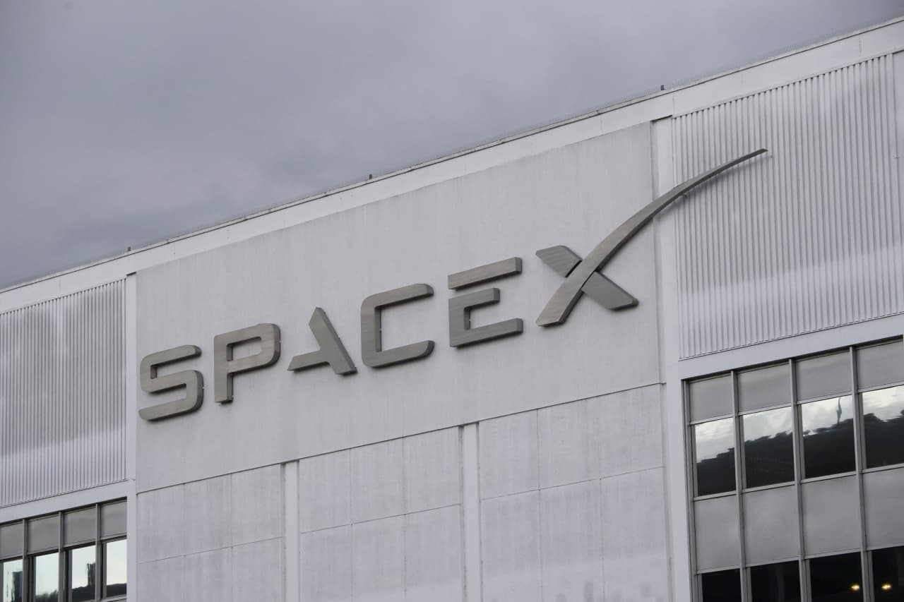 Elon Musk’s SpaceX paid to secure its ticker symbol ahead of blockbuster IPO