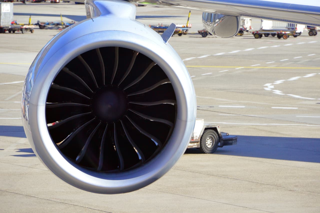 GE sees oil prices staying high through the summer due to the Iran conflict