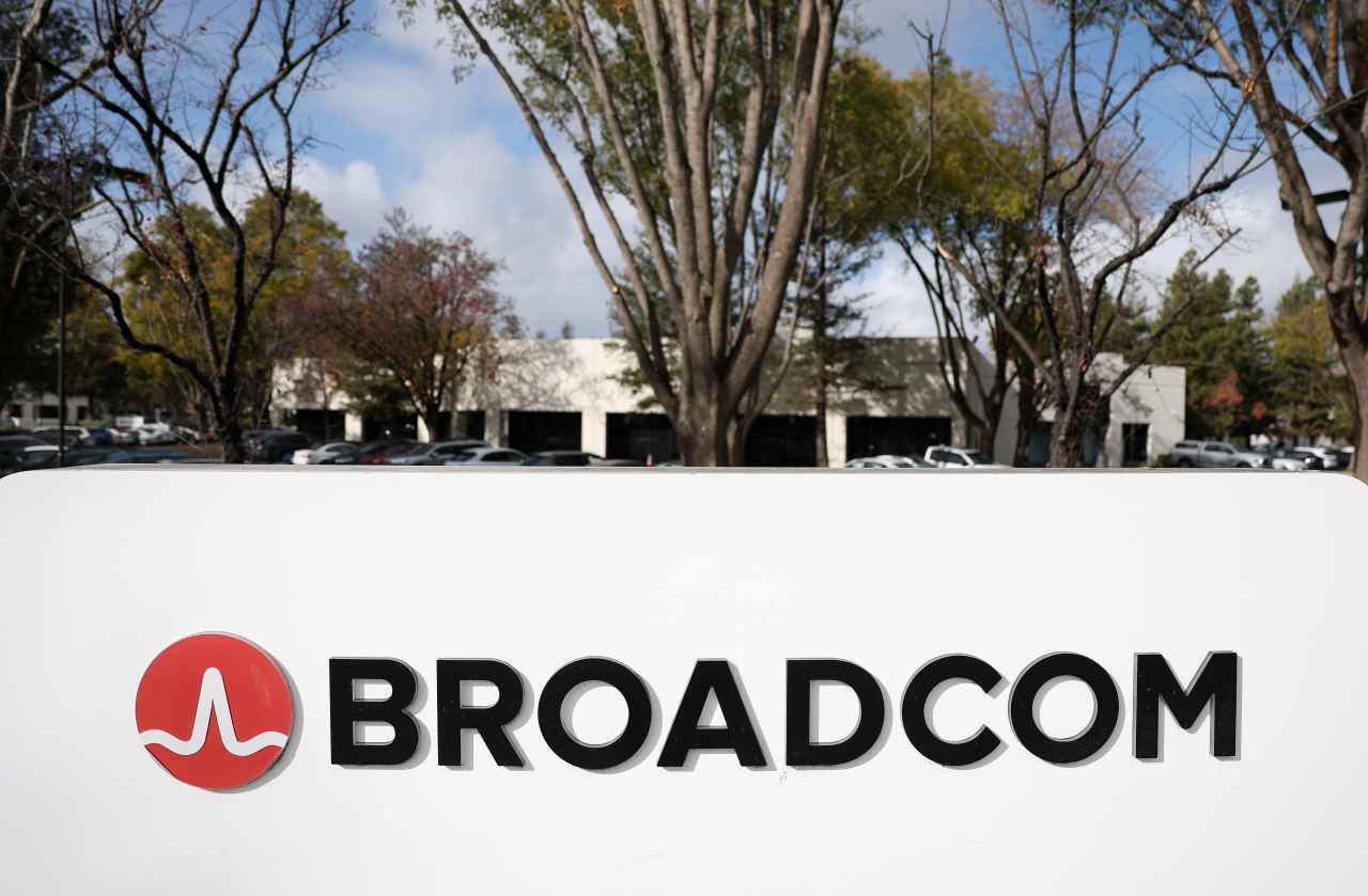 Broadcom’s stock falls despite accelerating AI-chip growth