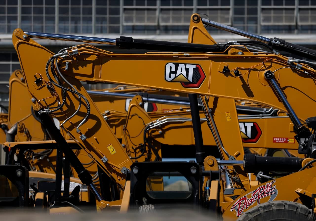 Caterpillar handily beat Wall Street estimates — not for the first time