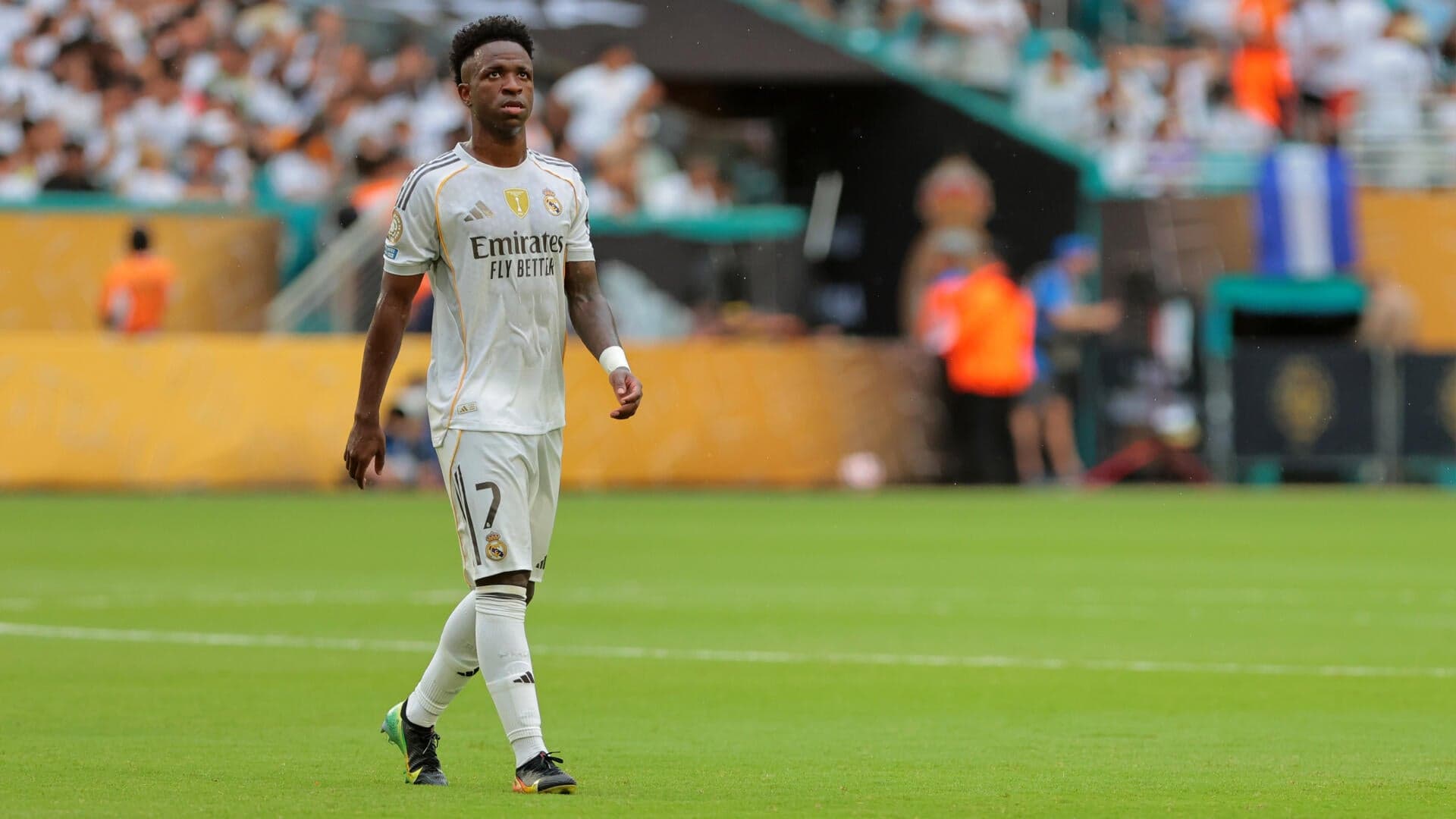 
                        Real Madrid vs. Bayern Munich prediction, odds, expert picks for Champions League quarterfinal first leg
                    