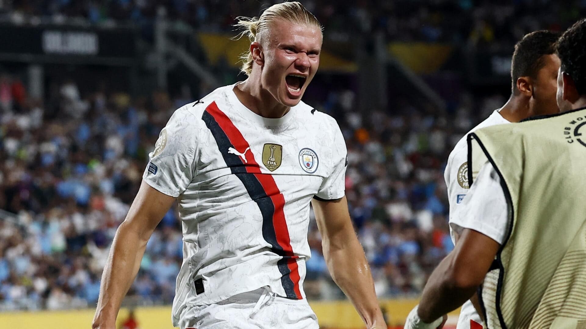 
                        Manchester City vs. Arsenal prediction, odds, expert picks for crucial Premier League showdown Sunday
                    