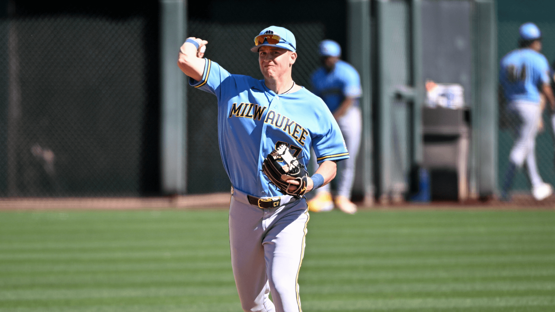 
                        Brewers reportedly working on eight-year extension with prospect who's played just three games in Triple-A
                    