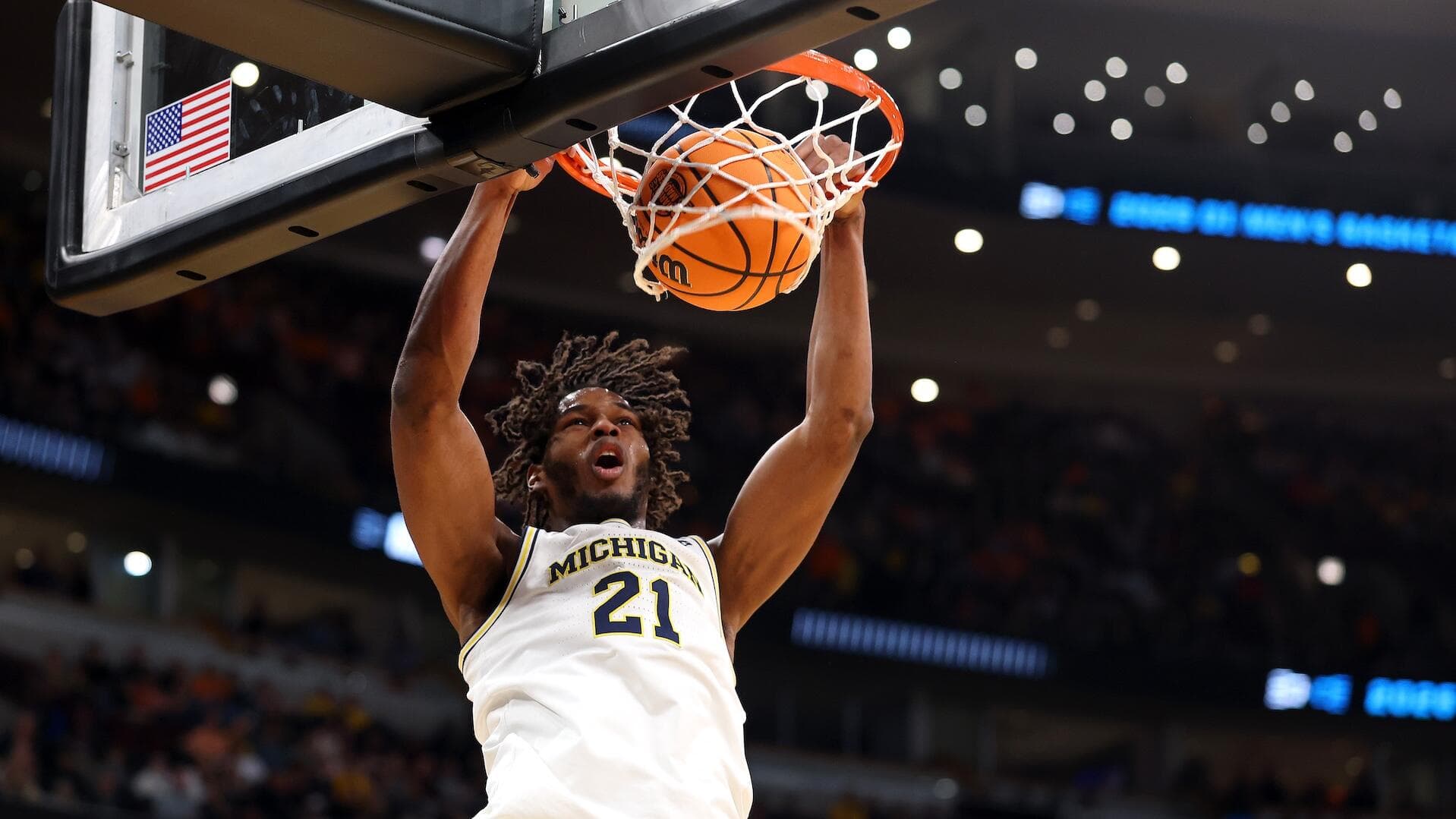 
                        Final Four breakdown: Why Illinois has answers for UConn, Michigan holds edge vs. Arizona
                    