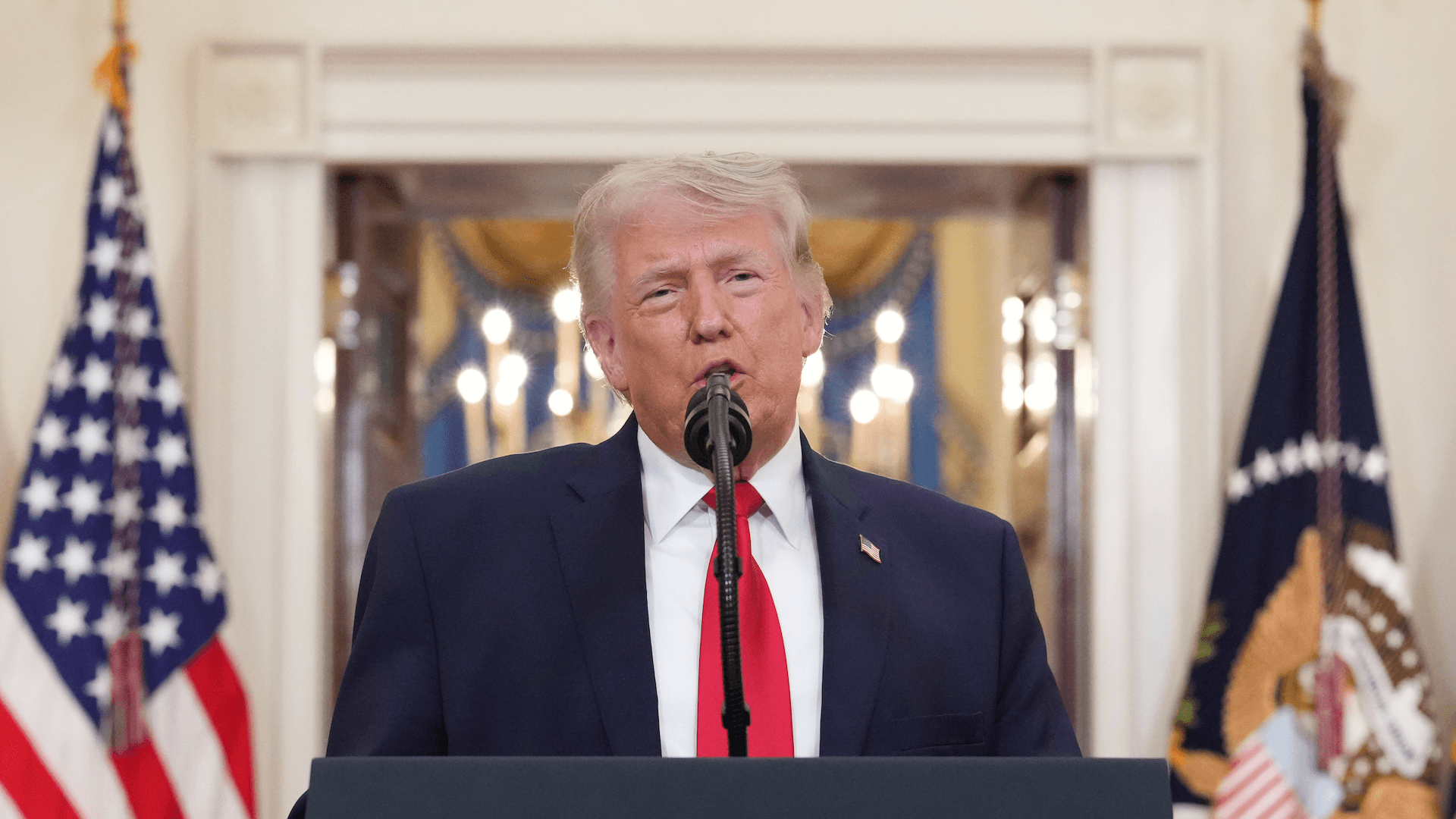 
                        President Trump signs executive order aimed at college sports, targeting transfers and eligibility
                    