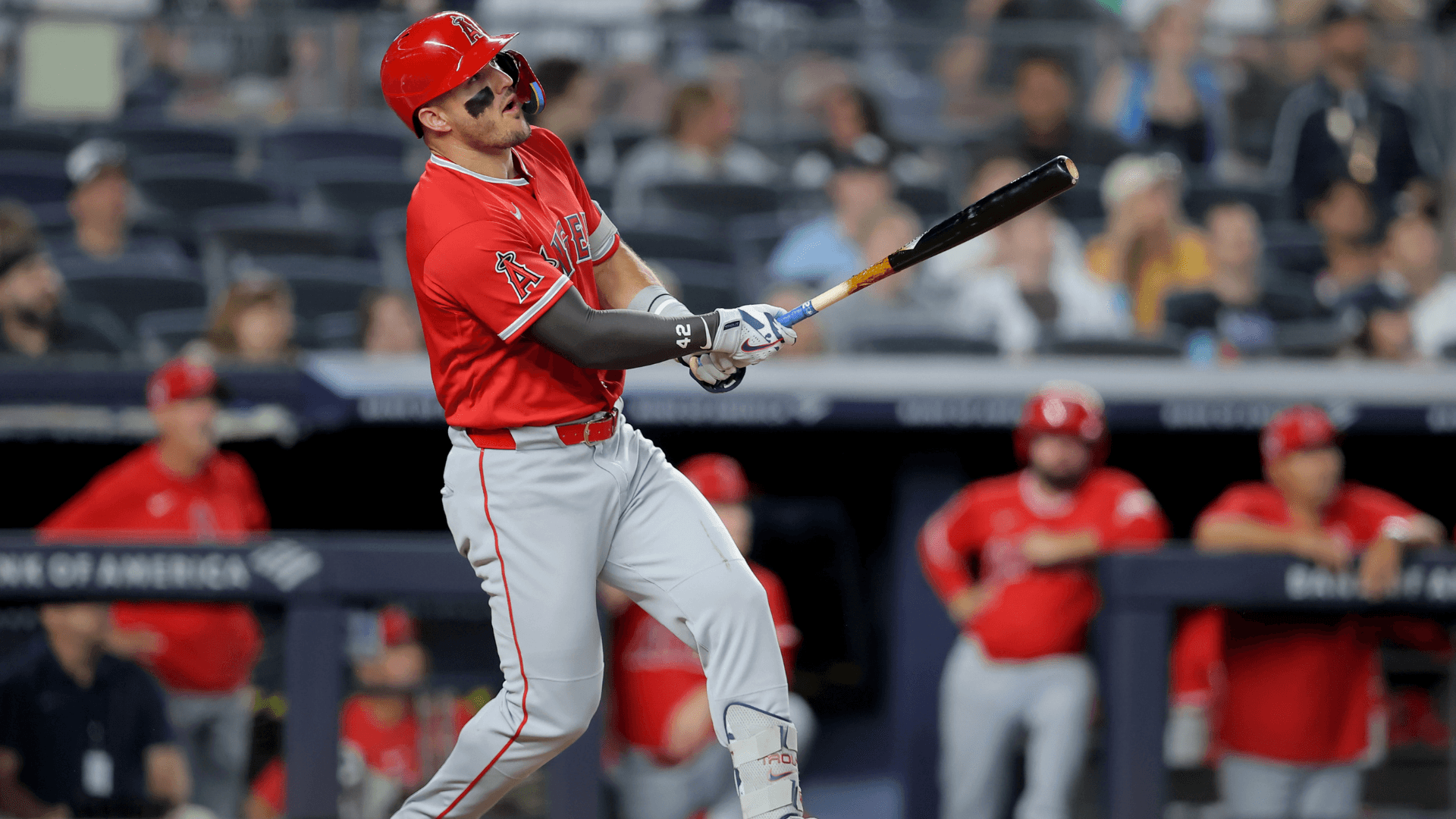 
                        Angels star Mike Trout homers again, achieves a Yankee Stadium first since 2013
                    