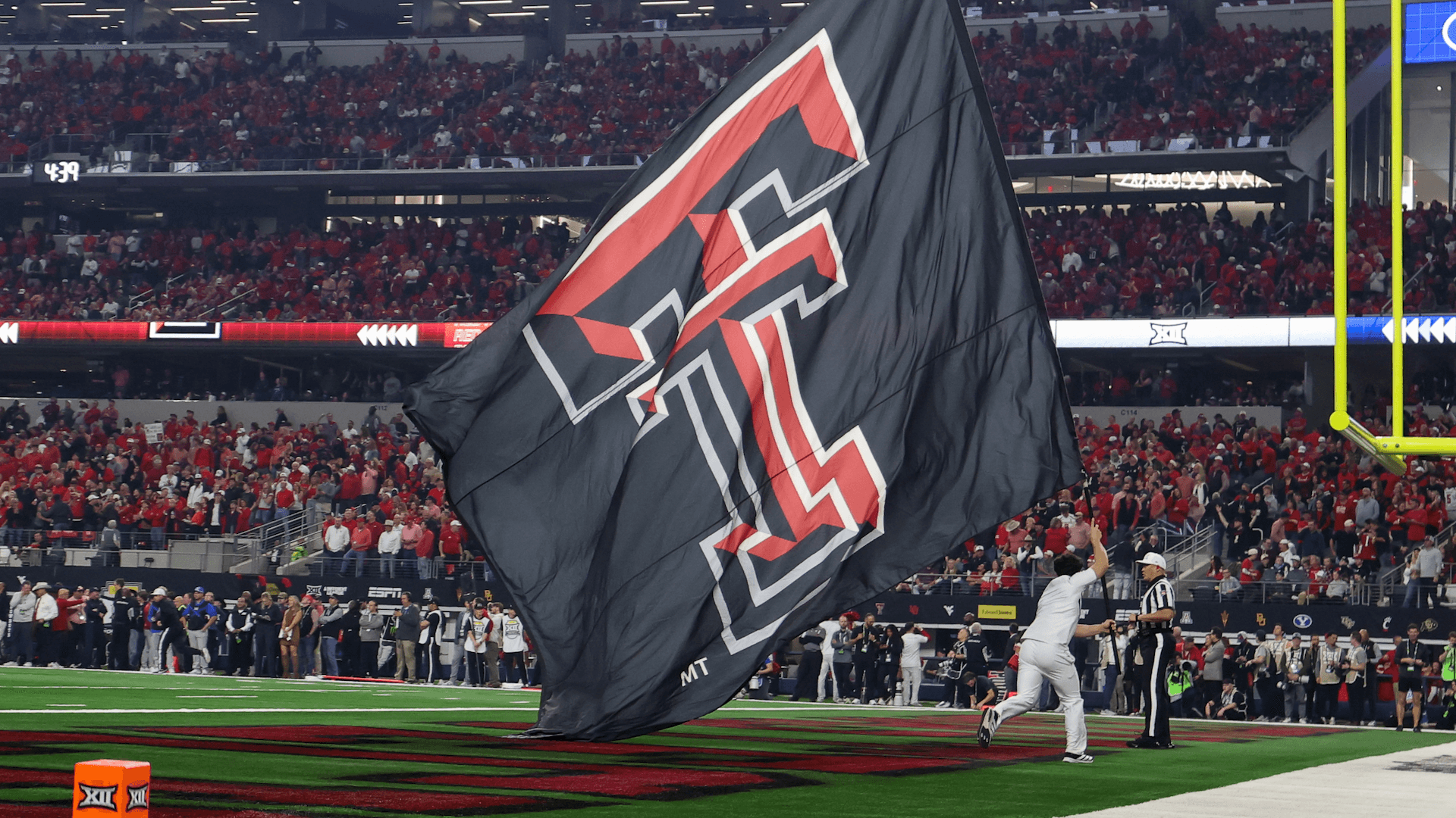 
                        Brendan Sorsby fallout: Georgia, Nebraska boycott future games vs. Texas Tech as Big 12, Big Ten mull action
                    