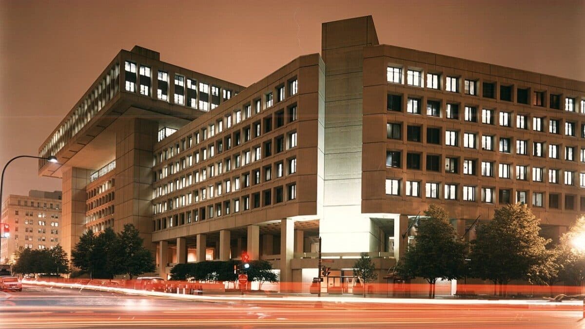 Breaking: New FBI Clinton Doc Reinforces Deep State’s Dual Standard Of Justice