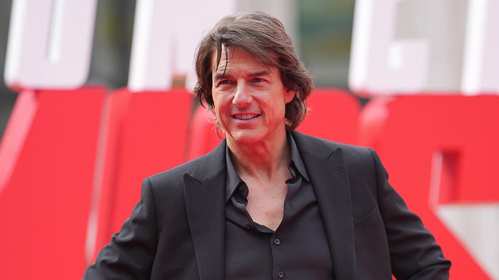 ‘Digger’ Trailer at CinemaCon Shows Tom Cruise Transformed Into Insane, Cat-Loving Billionaire With a Big Belly, a Comb Over and a Thick Southern Accent