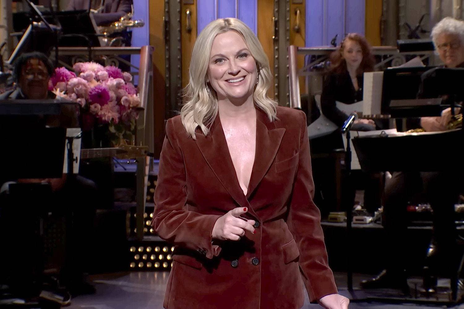 Why Amy Poehler’s ‘Saturday Night Live’ Hosting Gig Still Qualifies for Guest Actress Under New Emmy Rules