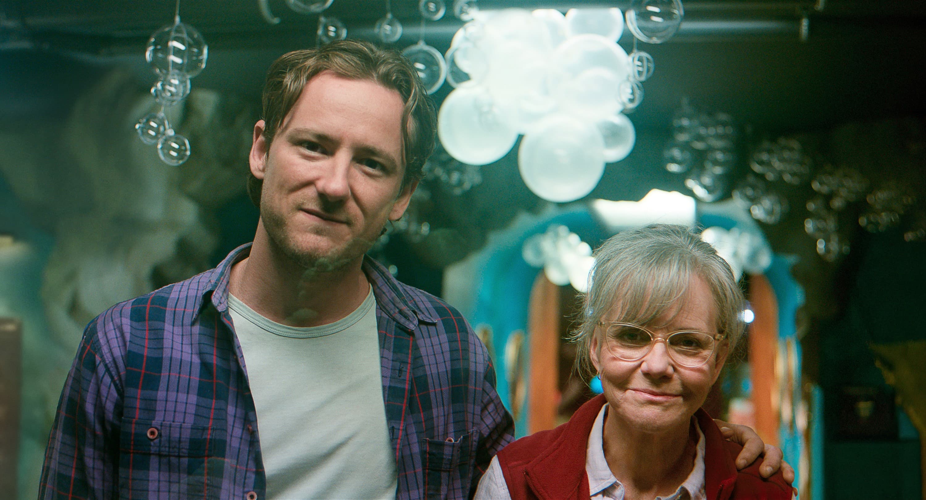 ‘Remarkably Bright Creatures’ Review: Sally Field and Lewis Pullman Help Each Other Heal in a Melodrama of Distinctly Average Intelligence
