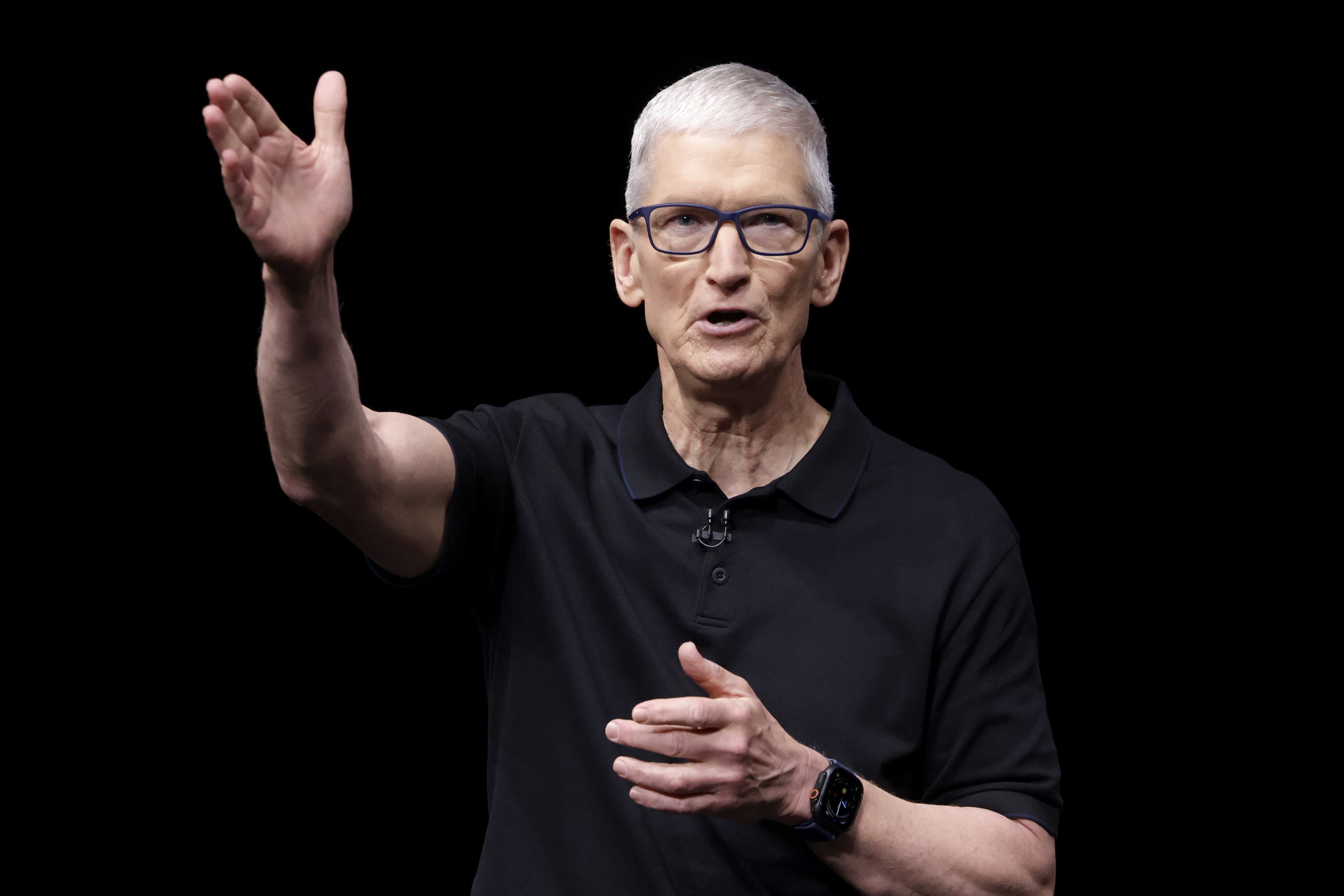 Apple Easily Beats Wall Street Expectations, Services Revenue Shoots Up 16% to Record $31 Billion in March 2026 Quarter