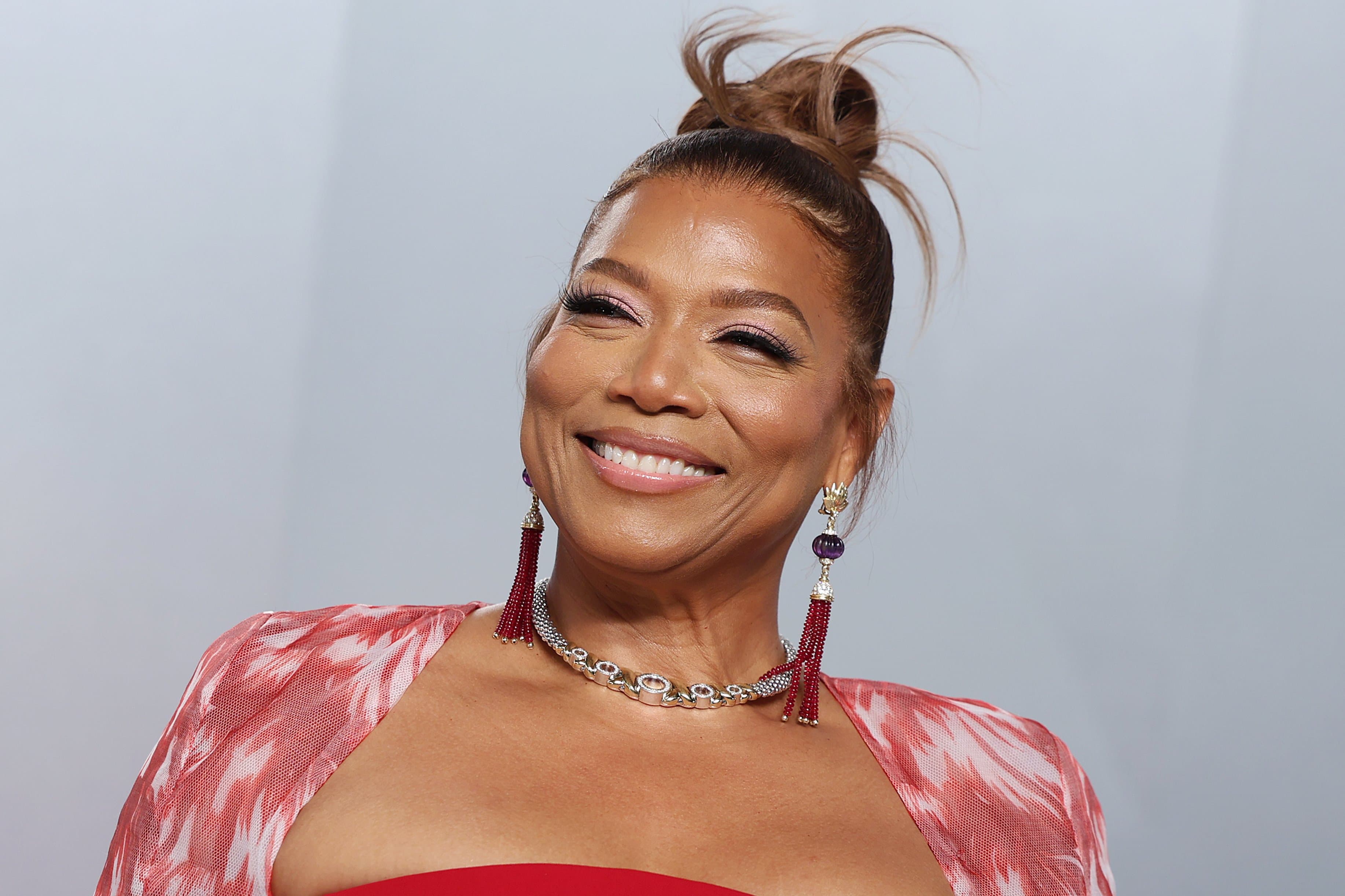 Queen Latifah on Hosting the American Music Awards, Releasing New Music This Year and Being a Taylor Swift Fan: ‘She Makes Really Great, Catchy Songs That We Love’