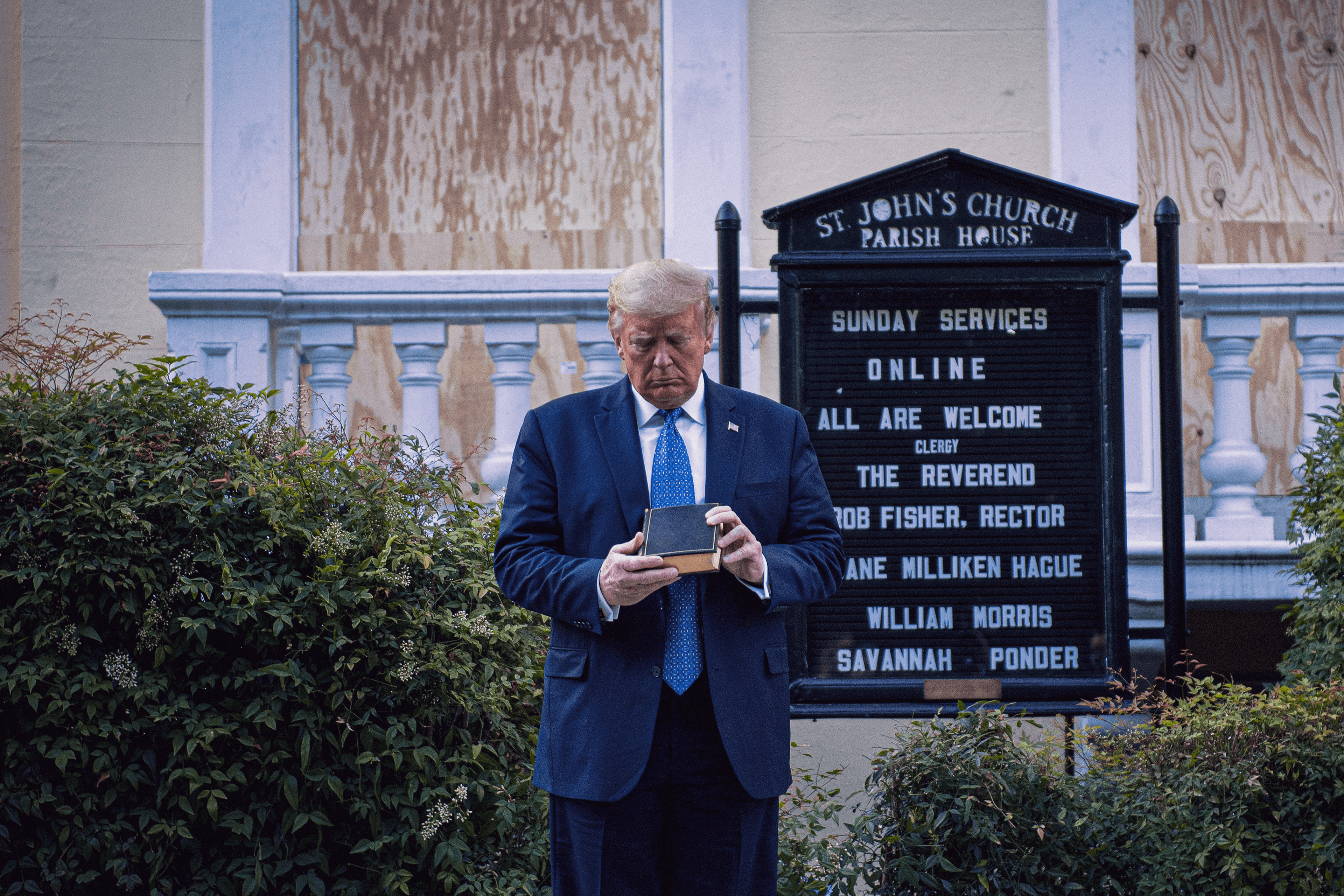 Can MAGA Survive the Great Evangelical Crack-Up?