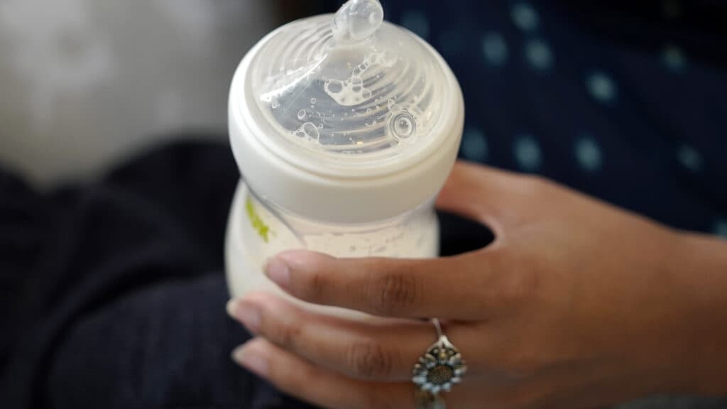 Infant formula largely safe from heavy metals, FDA finds