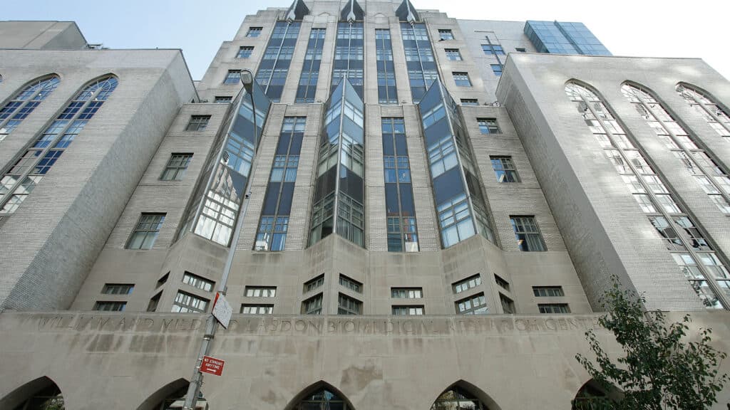 STAT+: Health system CEOs get off easy at Congressional hearing on affordability 