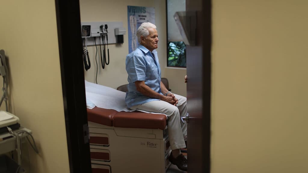 STAT+: Federal test of AI prior authorization is delaying care for seniors, report says