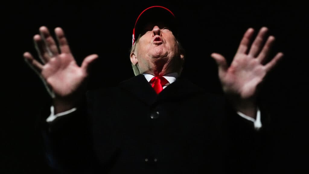 Opinion: STAT+: I’m an expert on presidential health. The 25th Amendment is not an option for removing Trump