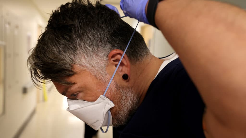 Opinion: We need more men in nursing
