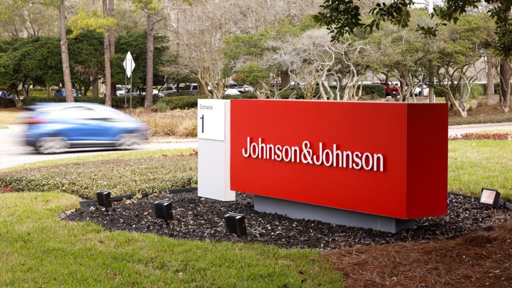 STAT+: Johnson & Johnson advances IBD therapy, despite trial miss