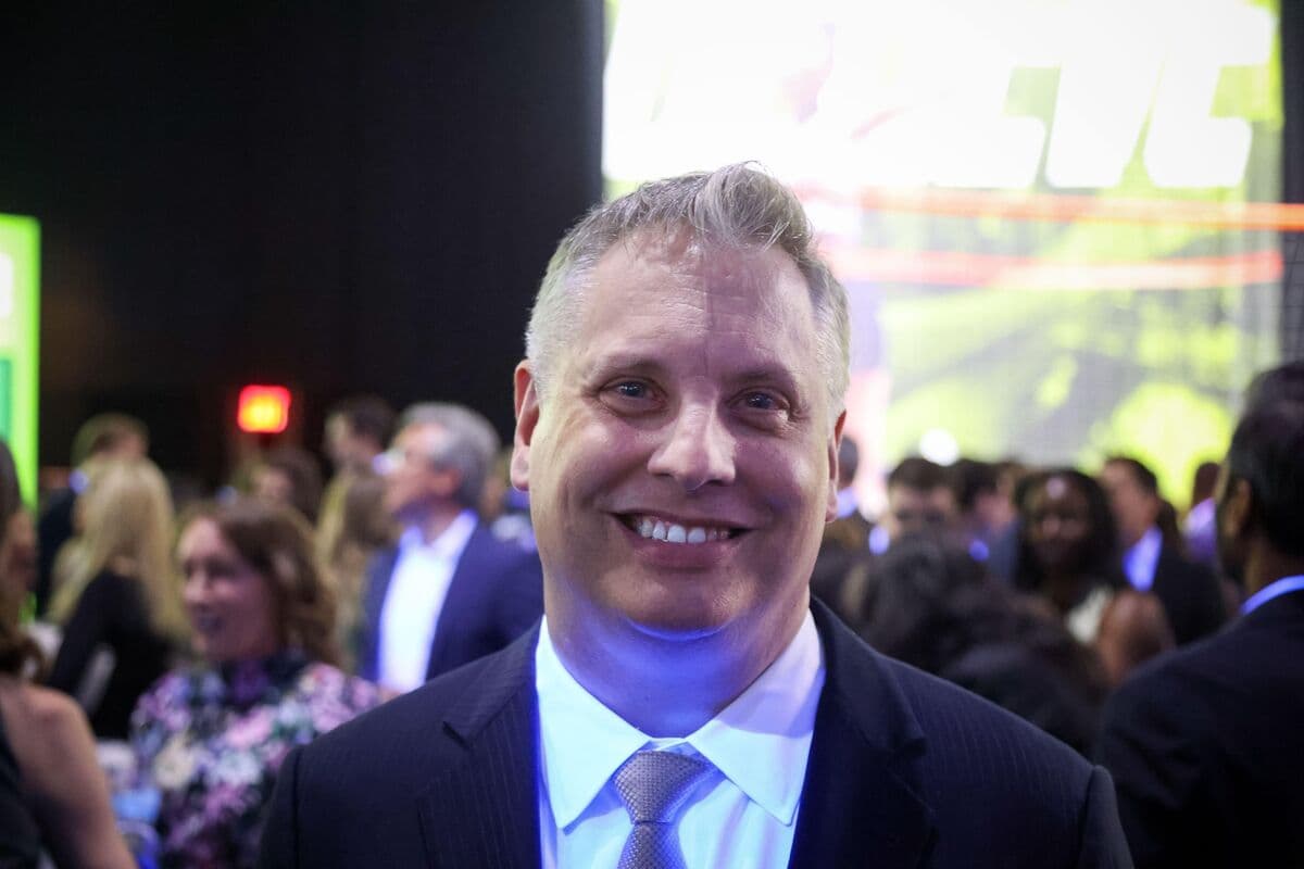 Two Sigma Profits From Chaotic March, Beating Multistrat Peers