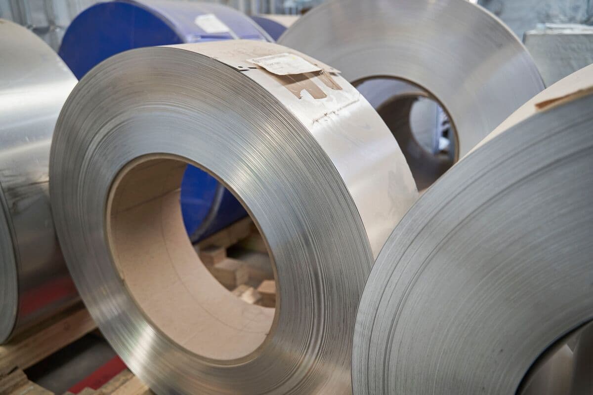 Base Metals Drop on Renewed Iran Tensions, US Rate Outlook