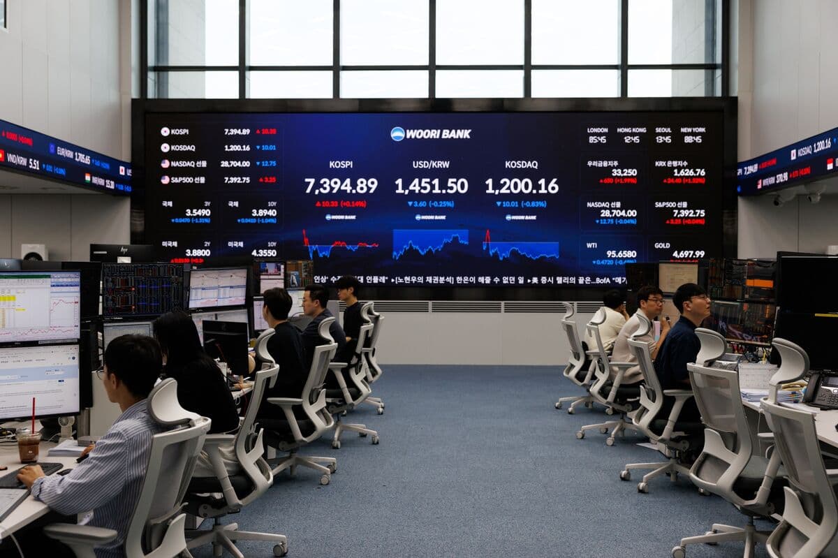 Korea Exchange Is Said to Launch Weekly Options on Single Stocks