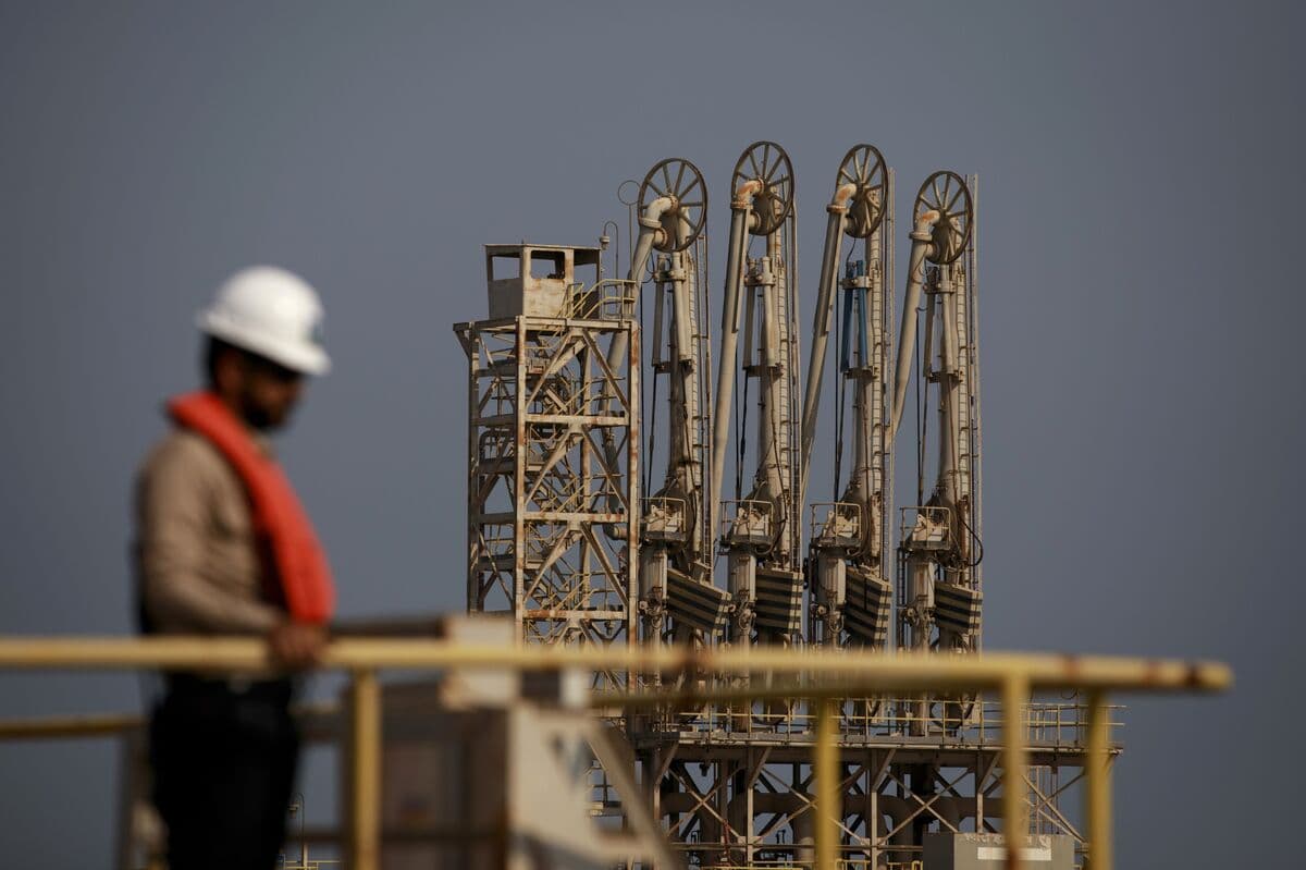 Saudi Arabian June Oil Exports to China Set for Deep Plunge