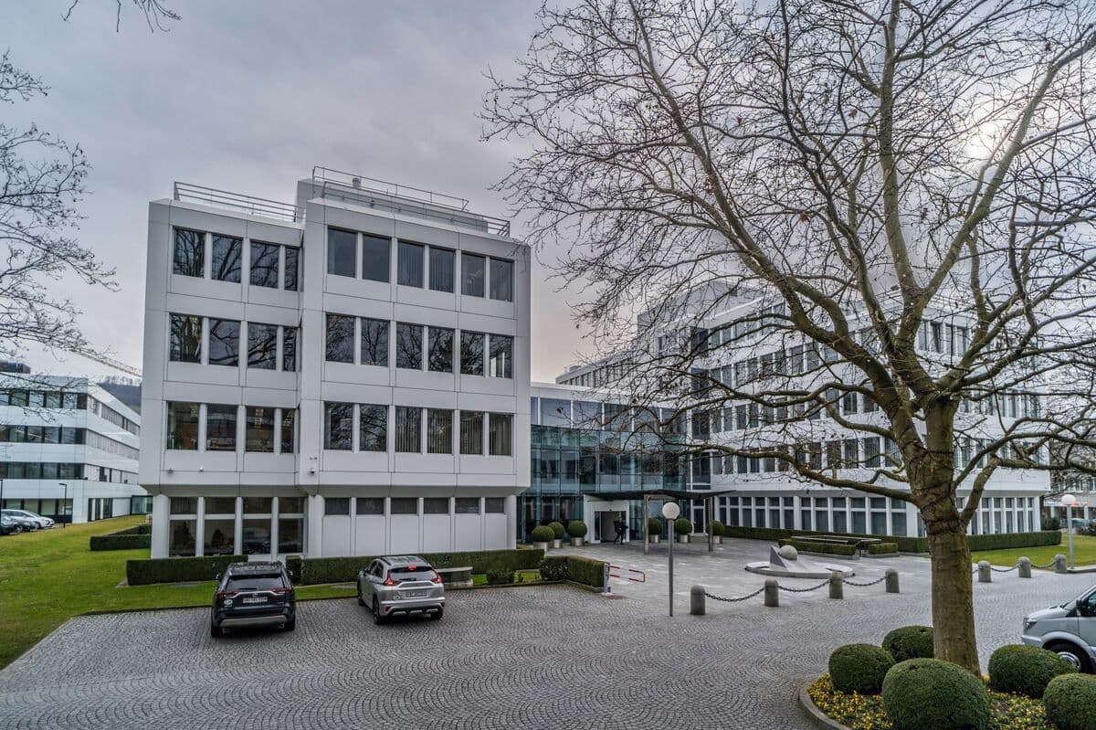 Glencore and Mercuria Agree to Buy More LNG From Commonwealth