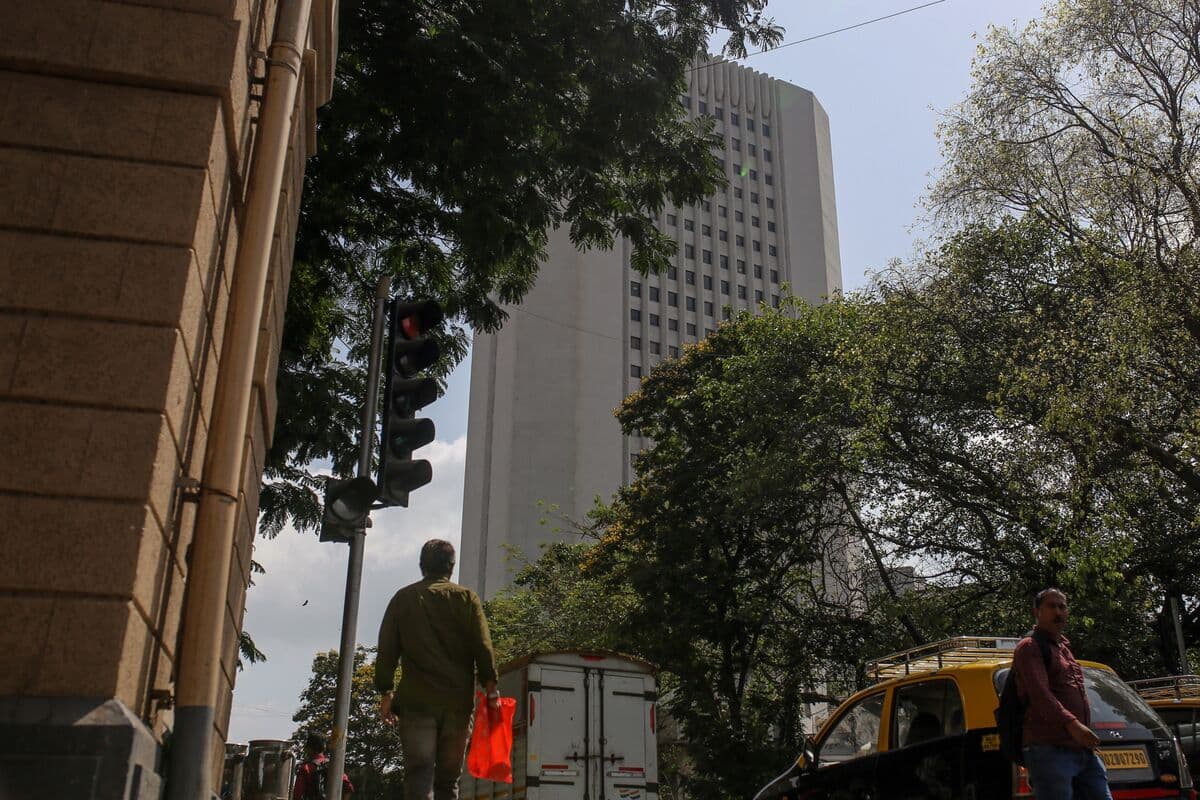 Subtle RBI Rule Tweak Opens Door to $50 Billion Inflow to India