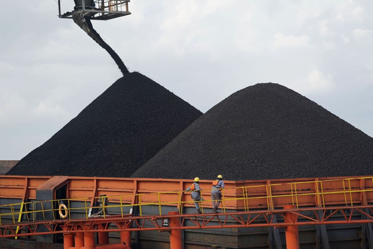 Indonesia Plans Tighter State Control Over Commodity Exports