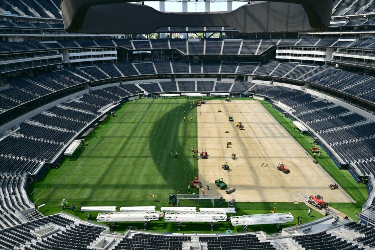 LA Stadium Workers Avert Strike Days Before First World Cup Game