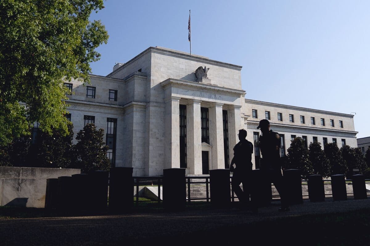 Bond Traders Keep Bets on a Fed Hike This Year After CPI Report